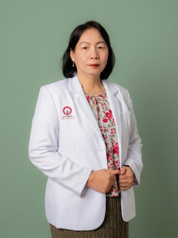 Foto dr. Yutanti Tan, dokter akupunktur medis
